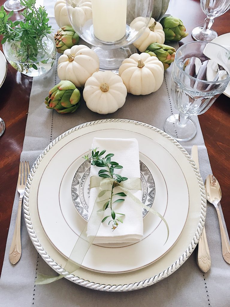 Simple Thanksgiving and fall table setting ideas - fall decor - autumn decor - jane at home