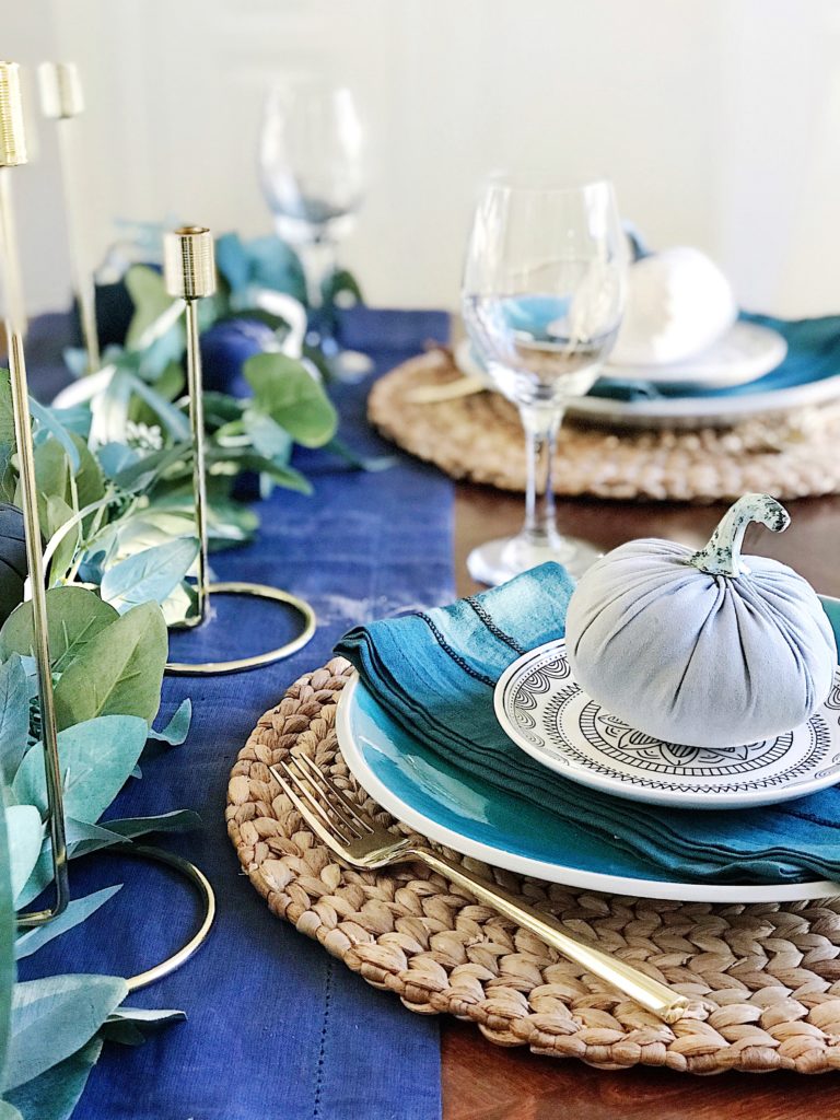 Fall tablescape ideas with velvet pumpkins | WelcomingFall Doors and Tablescapes